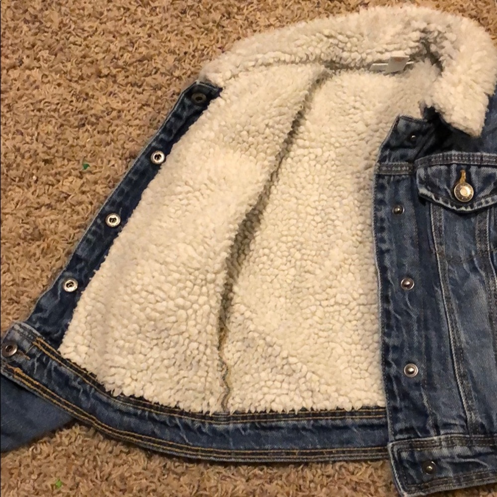 Jean jacket - Picture 2 of 3